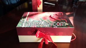 Folding gift box