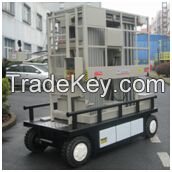 Safe and relaible Self-propelled Four mast aluminum alloy aerial work platform with capacity 300kg