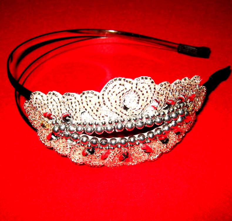 fancy hairband of large silver foliage of beads