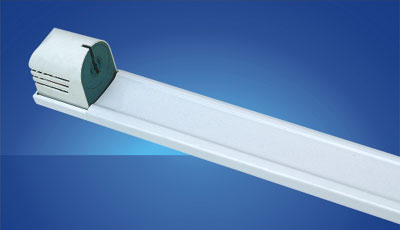220V-240V fluorescent lighting fixture
