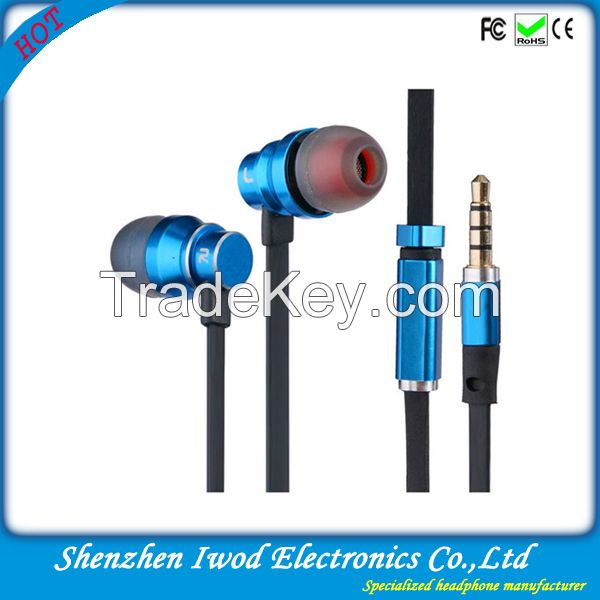 Fashion 2014 popular best in-ear stereo earphone with mic for samsung iphone exported to dubai