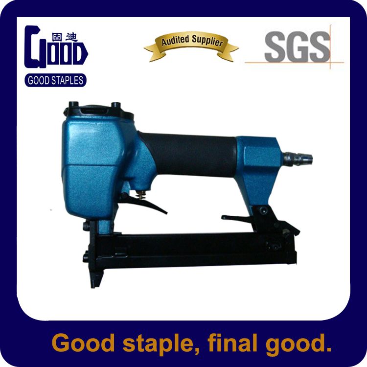 Pneumatic stapler gun for rattan furniture