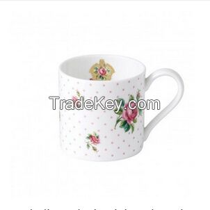 western style ceramic mug with flower design