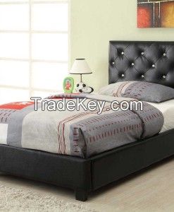 BLACK DIAMOND LOOK BUTTON TUFTED BED