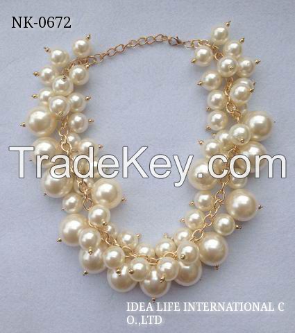 pearl necklace