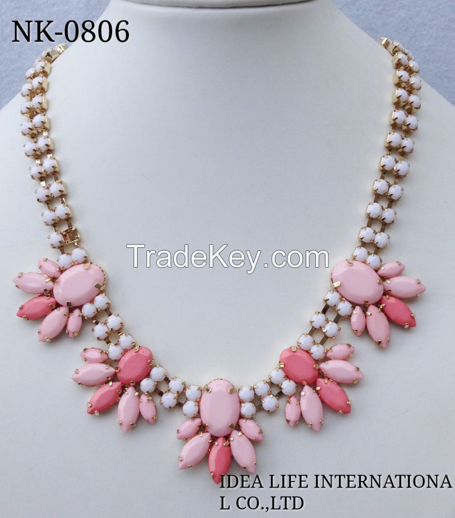 acrylic beads necklace