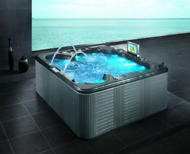 Unique spa, hot tub, Jacuzzi for 2011