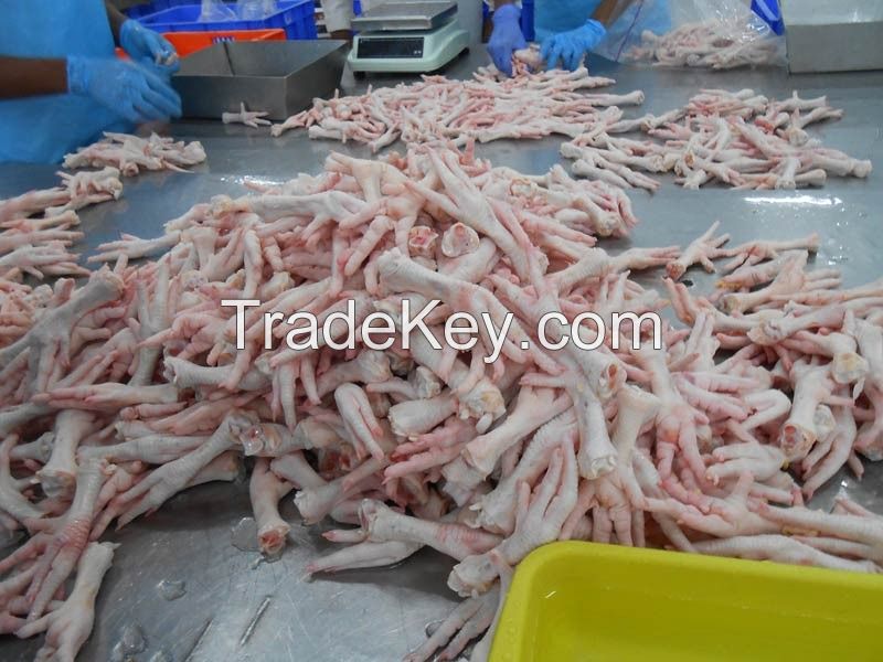 Quality frozen chicken feet available in bulk for sale Halal Certified