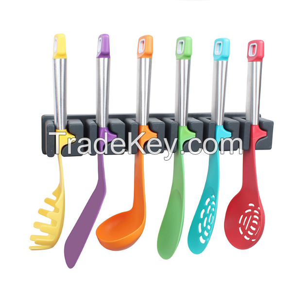 INEXPENSIVE NYLON KITCHEN SET