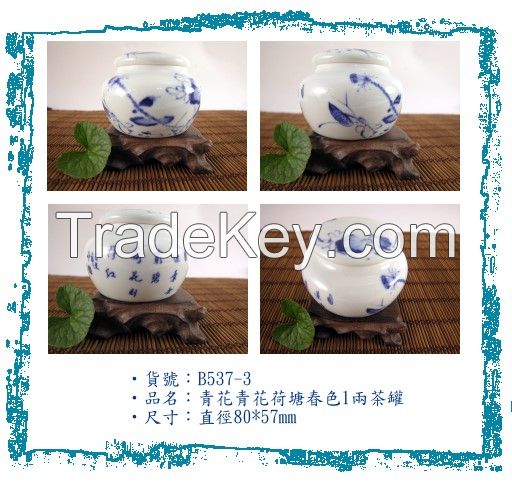 Pottery teapot and cups gift set