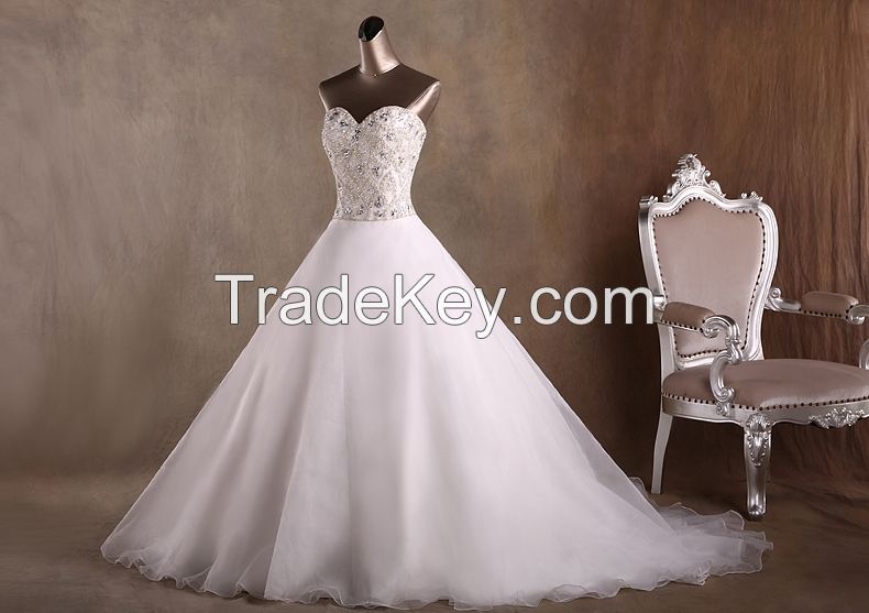 A Line Strapless Sweetheat Organza Wedding Dresses with Crystals