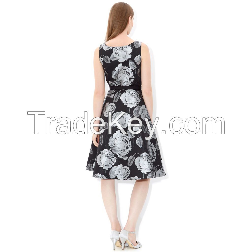 New Style of Jacquard Print Dress with A Fitted Waist Belt, Made of 90%