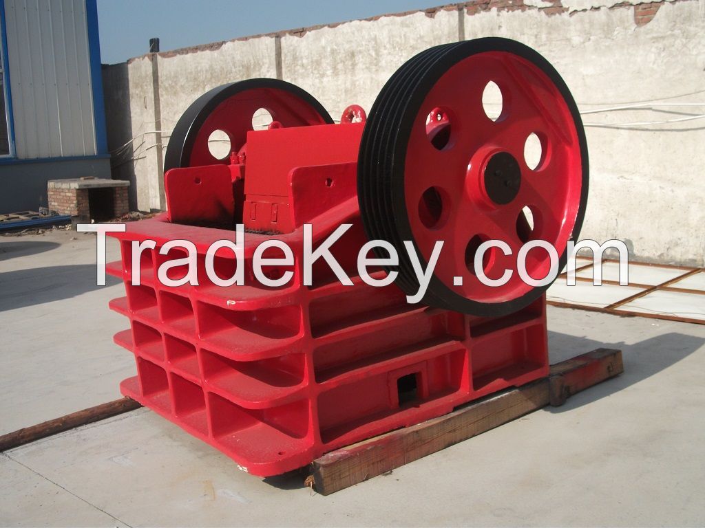 Primary jaw crusher for big rocks