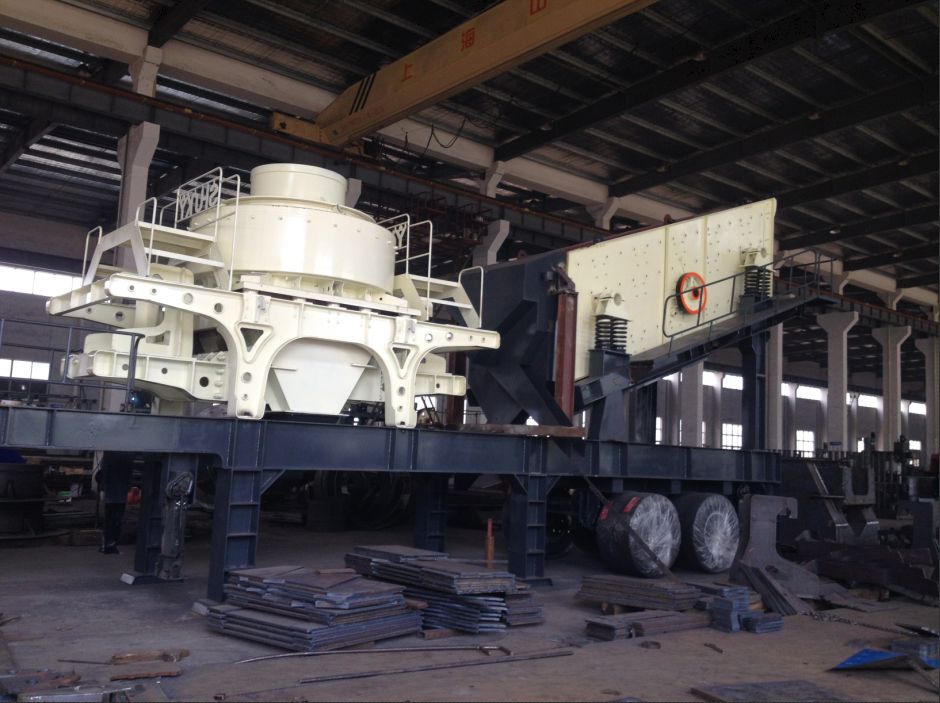 Sand making machine