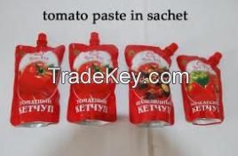 Tomato paste in sachet