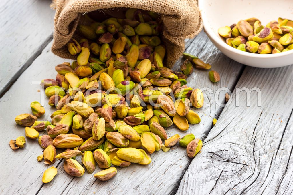 DRY PISTACHIO NUTS AVAILABLE