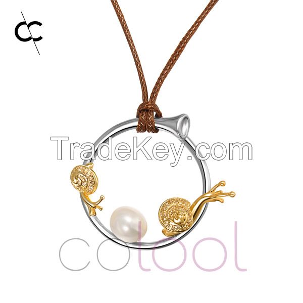 SNAIL PENDANTS NECKLACES