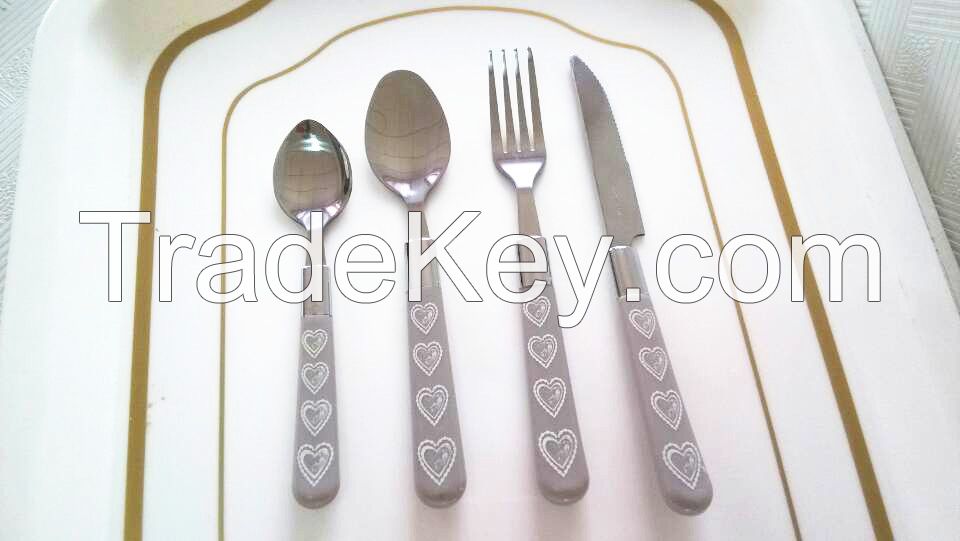 Valentine&#039;s / Wedding Gift Heart Print Plastic Handle Cutlery Set