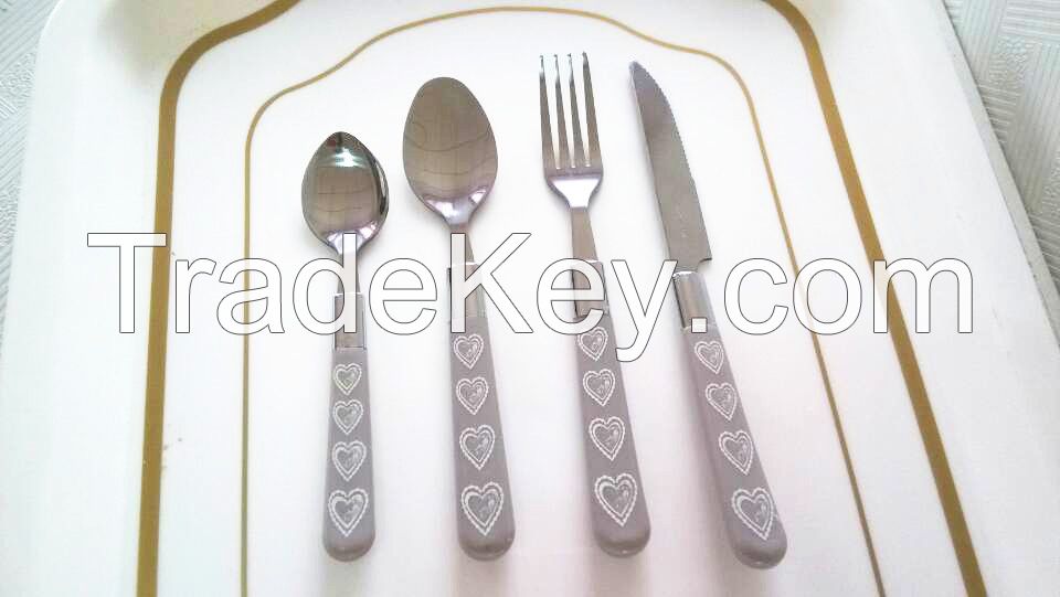 Valentine's / Wedding Gift Heart Print Plastic Handle Cutlery Set