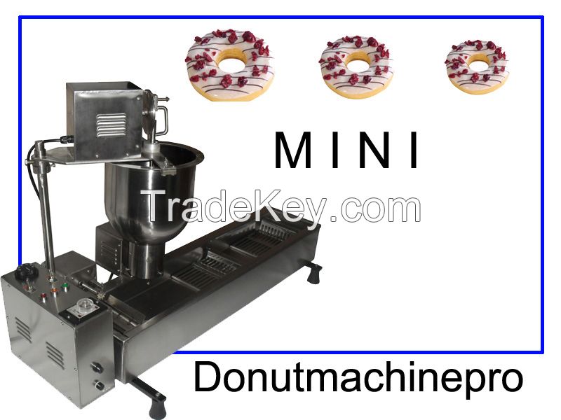 ãã¼ãããã¡ã¼ã«ã¼(mini donuts machine commercial )