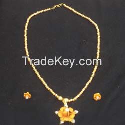 Rose Pendant Set With Orange Beads