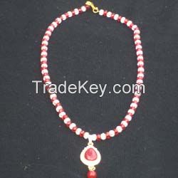 Pearl Necklace With Red Crystal Pendant