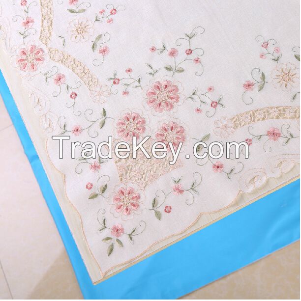 Rectangular embroidered table cloth