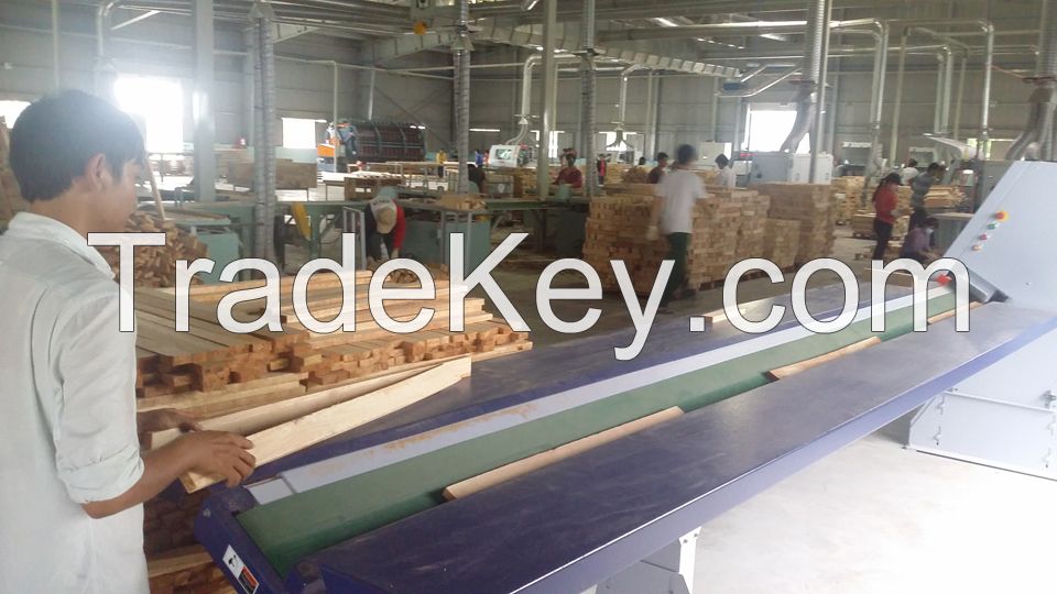 RUBBER WOOD SAWN TIMBER