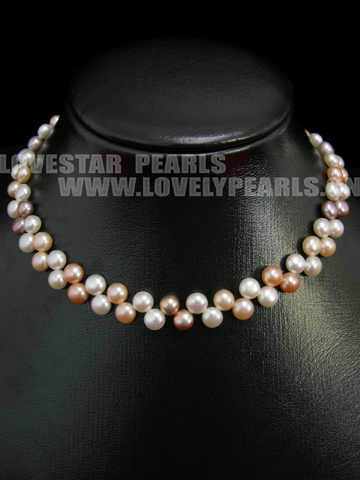 Fashion Style Pearl Necklace