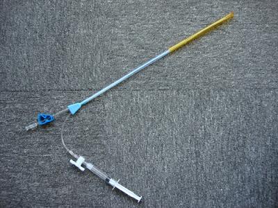 Hysterosalpingography catheter