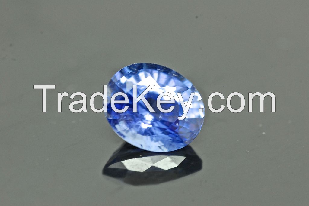 Oval Cut blue sapphire 1.77 ct 