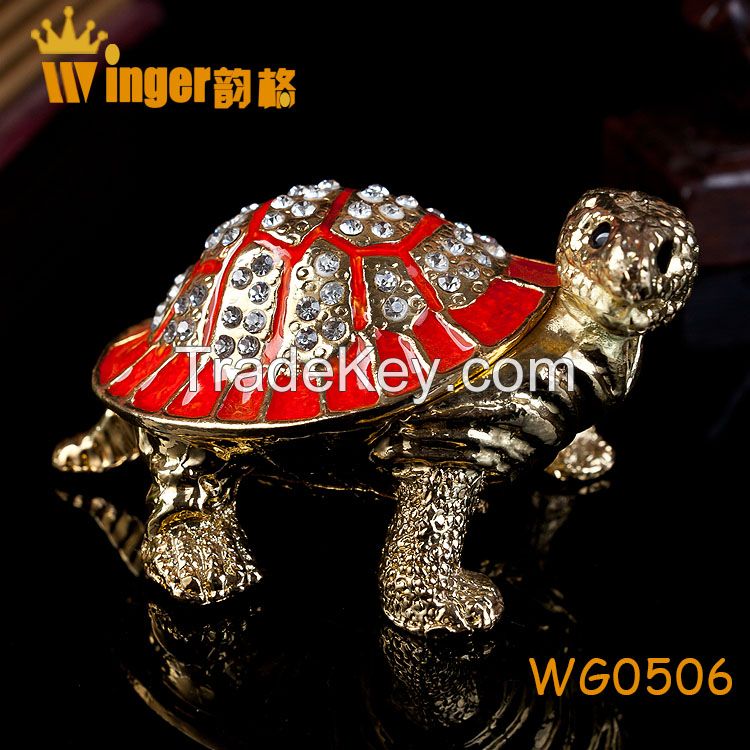 Hand Made Full Crystal Big Tortoise Gold Metal Crafts Feng Shui Home Decoration Vintage Animal Casket Wedding Rings Box Figurine