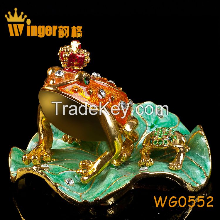 2015 Vintage Frog on Lotus Figurine Collection Crystal Animal Trinket Box Casket DIY Home Decoration Souvenir Gift Metal Crafts