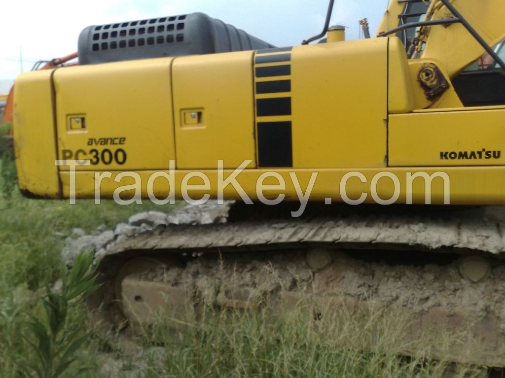 Used Crawler Excavators Komatsu PC300-6