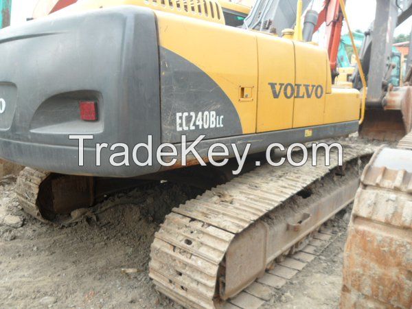 Used Crawler Excavators VOLVO 240B 