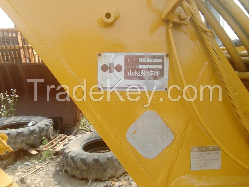 Used komatsu GD623A-1 Motor Grader