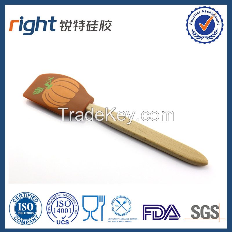 Silicone spatula with wood handle--Dongguan Right Silicone