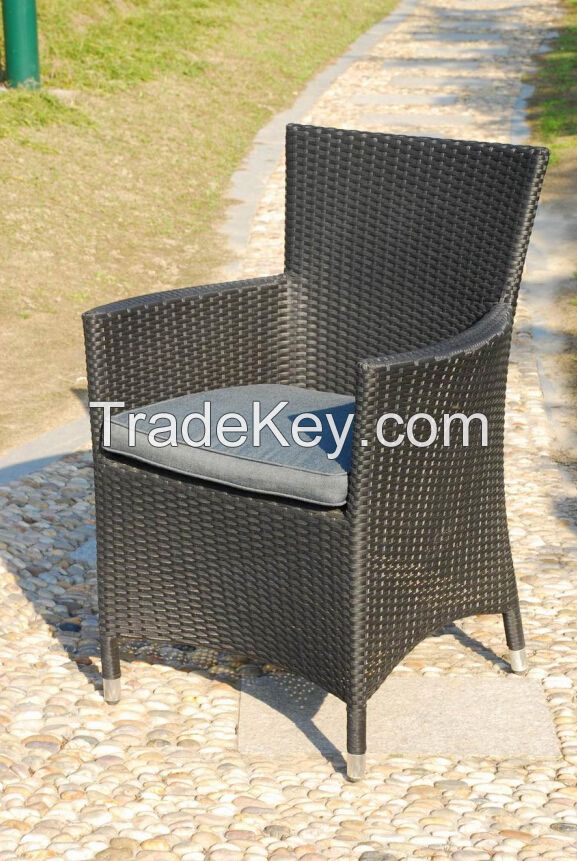 Outdoor Rattan weaving garden single dining chair with cushion