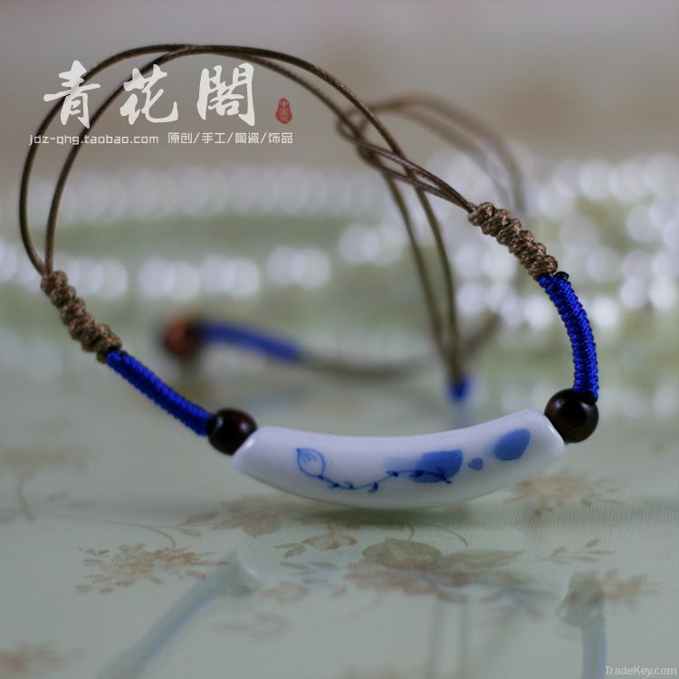 Hollow Hand-painted Blue and White Ceramic Necklace