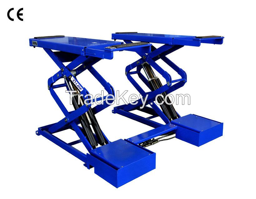 SCISSOR LIFT