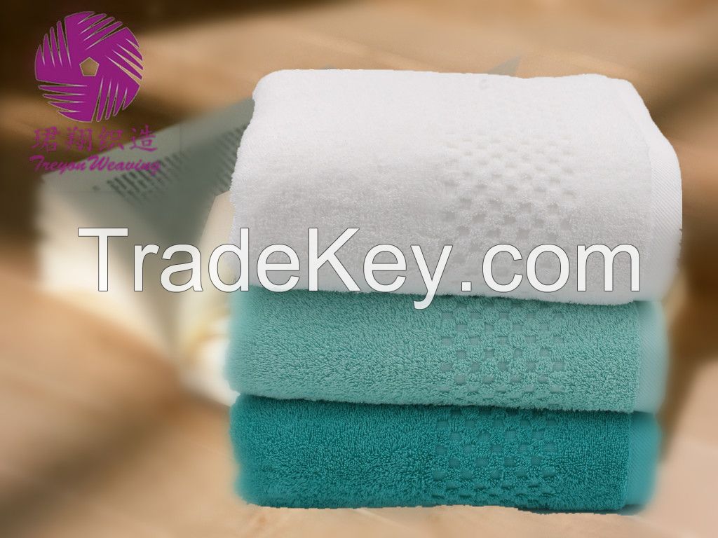 Dobby square lattice jacquard towel