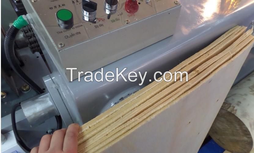 Veneer peeling lathe/CNC log spindle less veneer peeling lathe machine/wood lathe machine/plywood veneer rotary peeling machine