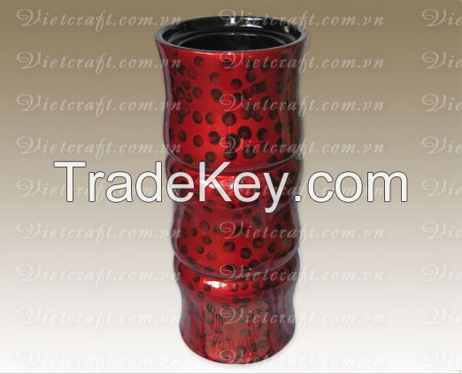 lacquer vase handmade in Vietnam bee color