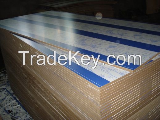 ISO9001: 2008 Furniture Grade E1 Glue Solid Wood Grain Color 100% Poplar 1220*2440mm Melamine MDF Board