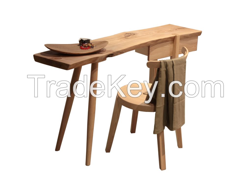 Natural solid wood desk
