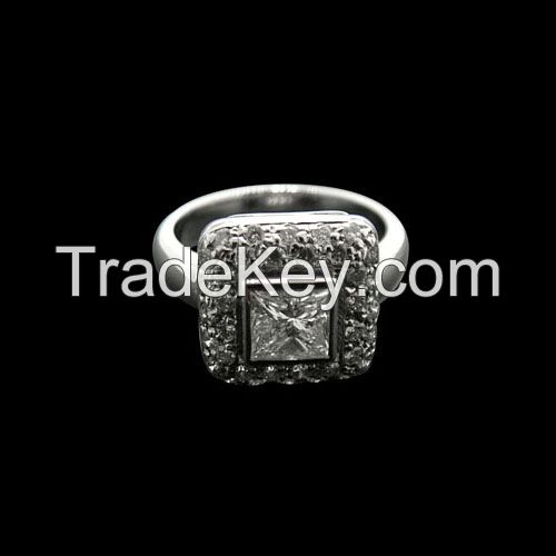 Princess Cut Diamond Engagement Ring 18K White Gold