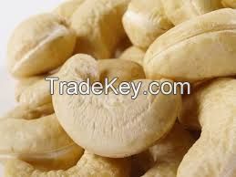 RAW CASHEW NUTS 