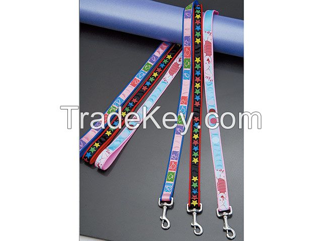 Nylon dog leash with sewing type