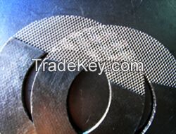Graphite gasket reinforced with metal mesh
