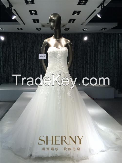 Hot sale strapless sweetheart neckline embroidery bodice tiered satin bridal dress for weddings